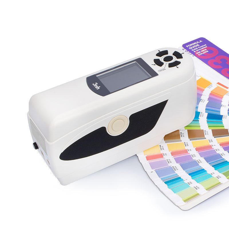 3nh NH300 Portable Colorimeter with color samples